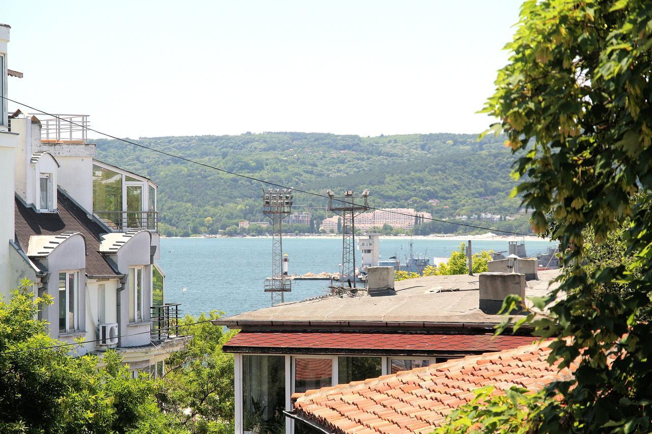 Lover'S Nest Next To The Beach Varna Bagian luar foto