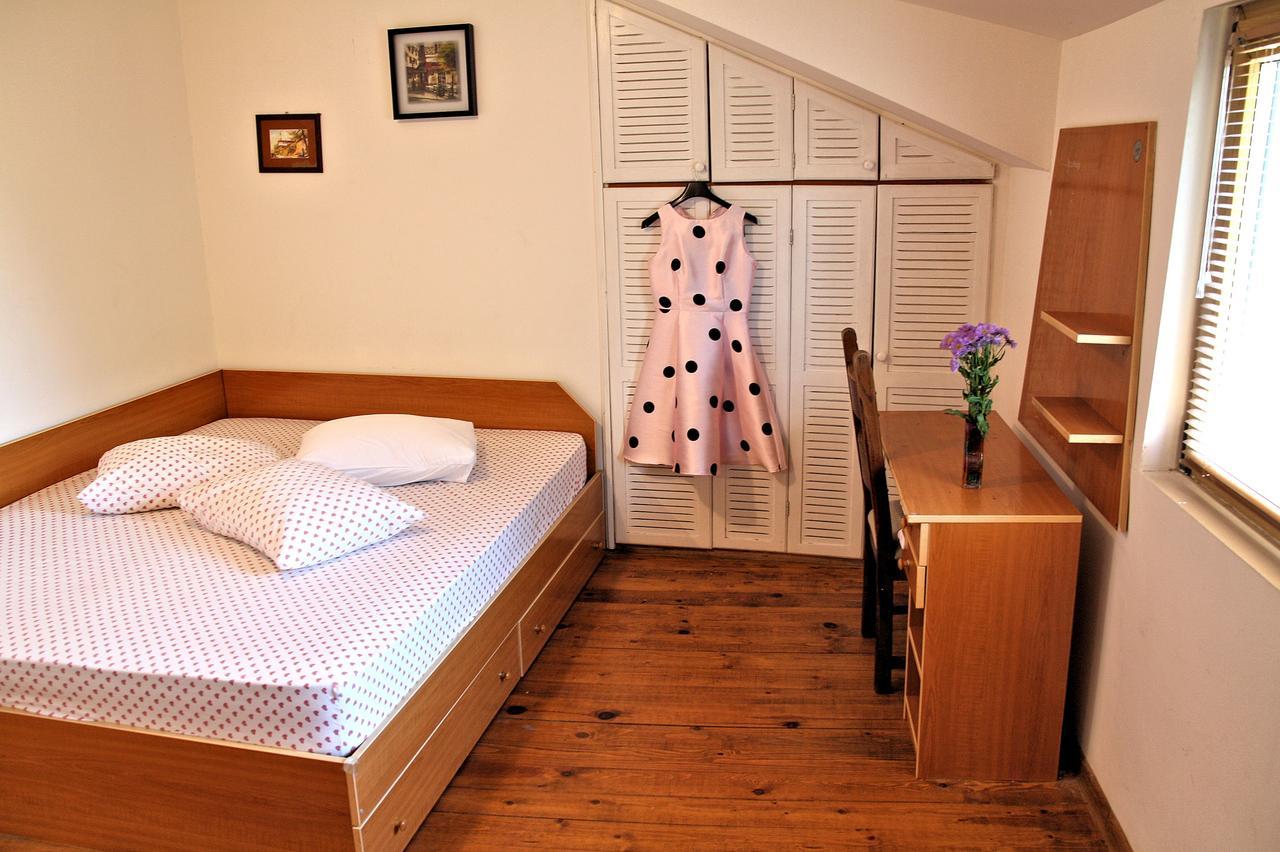Lover'S Nest Next To The Beach Varna Bagian luar foto